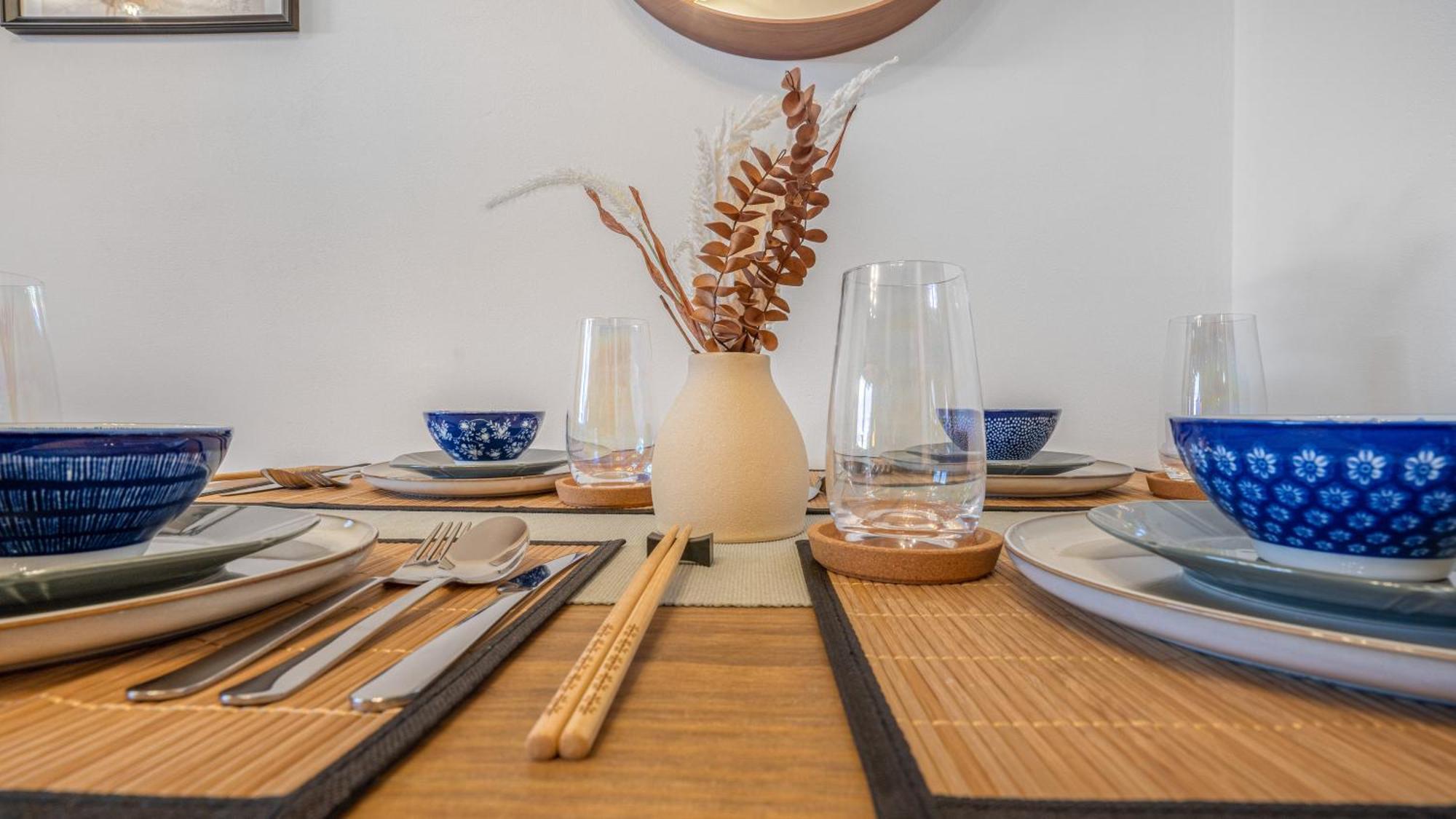 Japanese 2bed 2bath, Free Park, Netfix, 75 Inch Tv, Games - Centre- Maihom Бирмингем