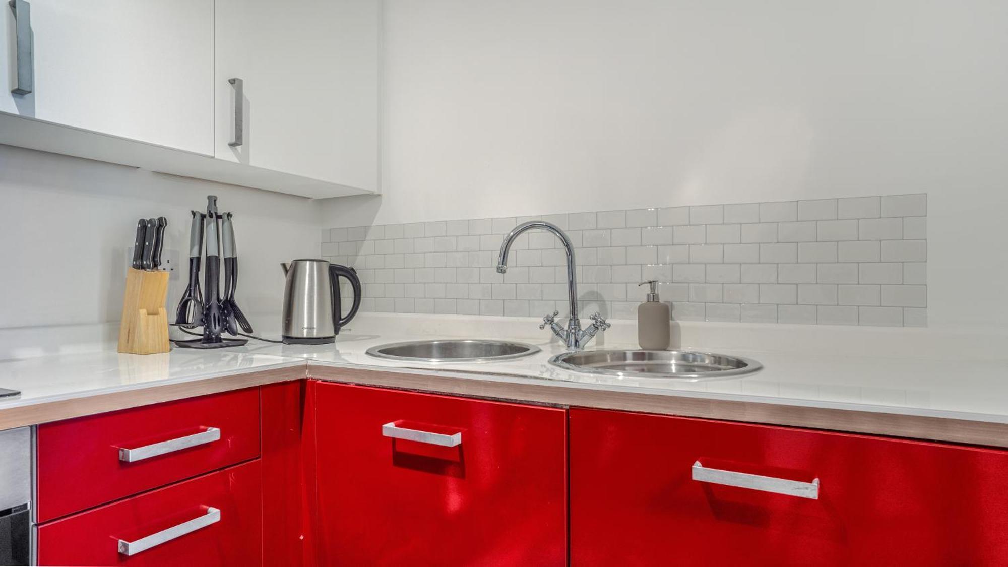 Апартаменты Japanese 2bed 2bath, Free Park, Netfix, 75 Inch Tv, Games - Centre- Maihom