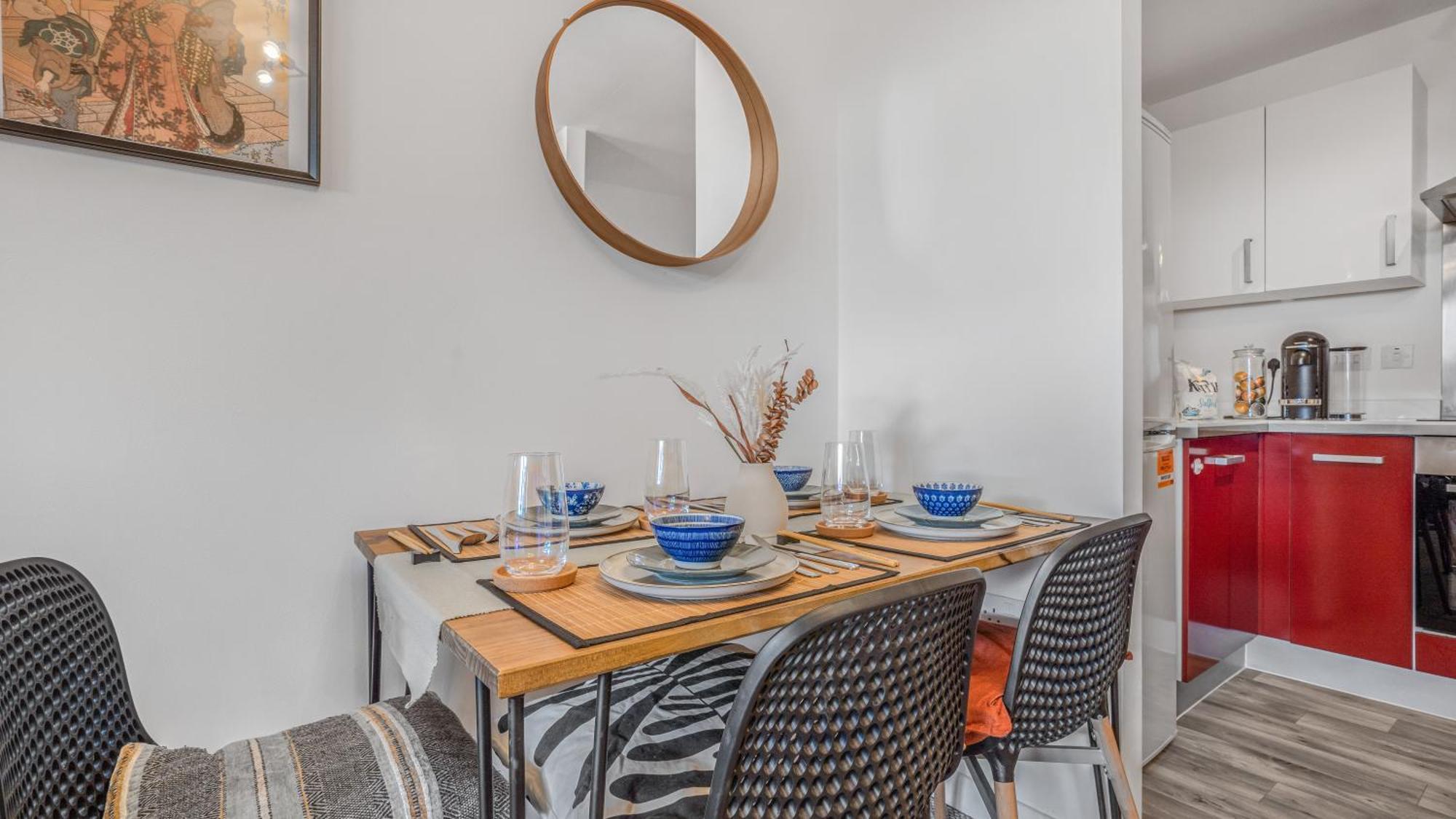 Japanese 2bed 2bath, Free Park, Netfix, 75 Inch Tv, Games - Centre- Maihom Апартаменты Бирмингем