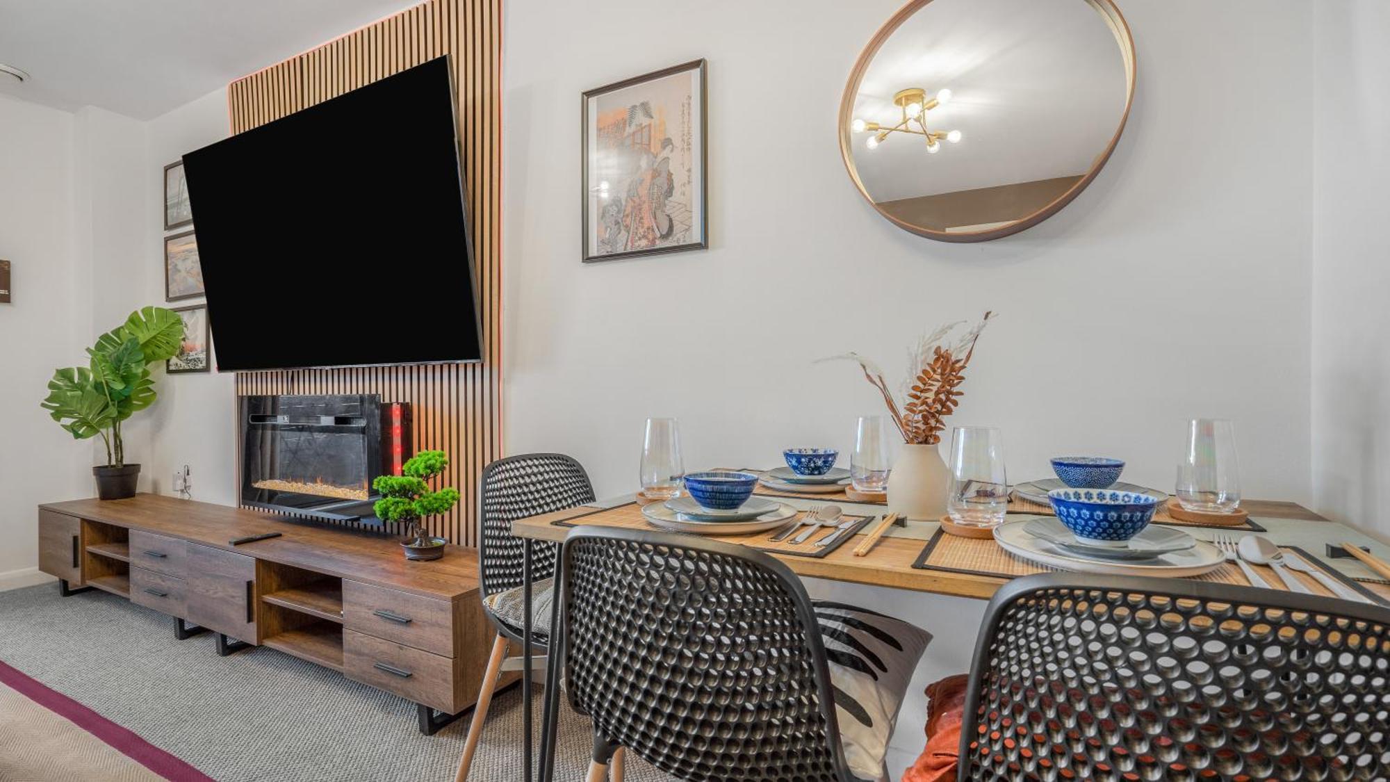 Japanese 2bed 2bath, Free Park, Netfix, 75 Inch Tv, Games - Centre- Maihom Апартаменты