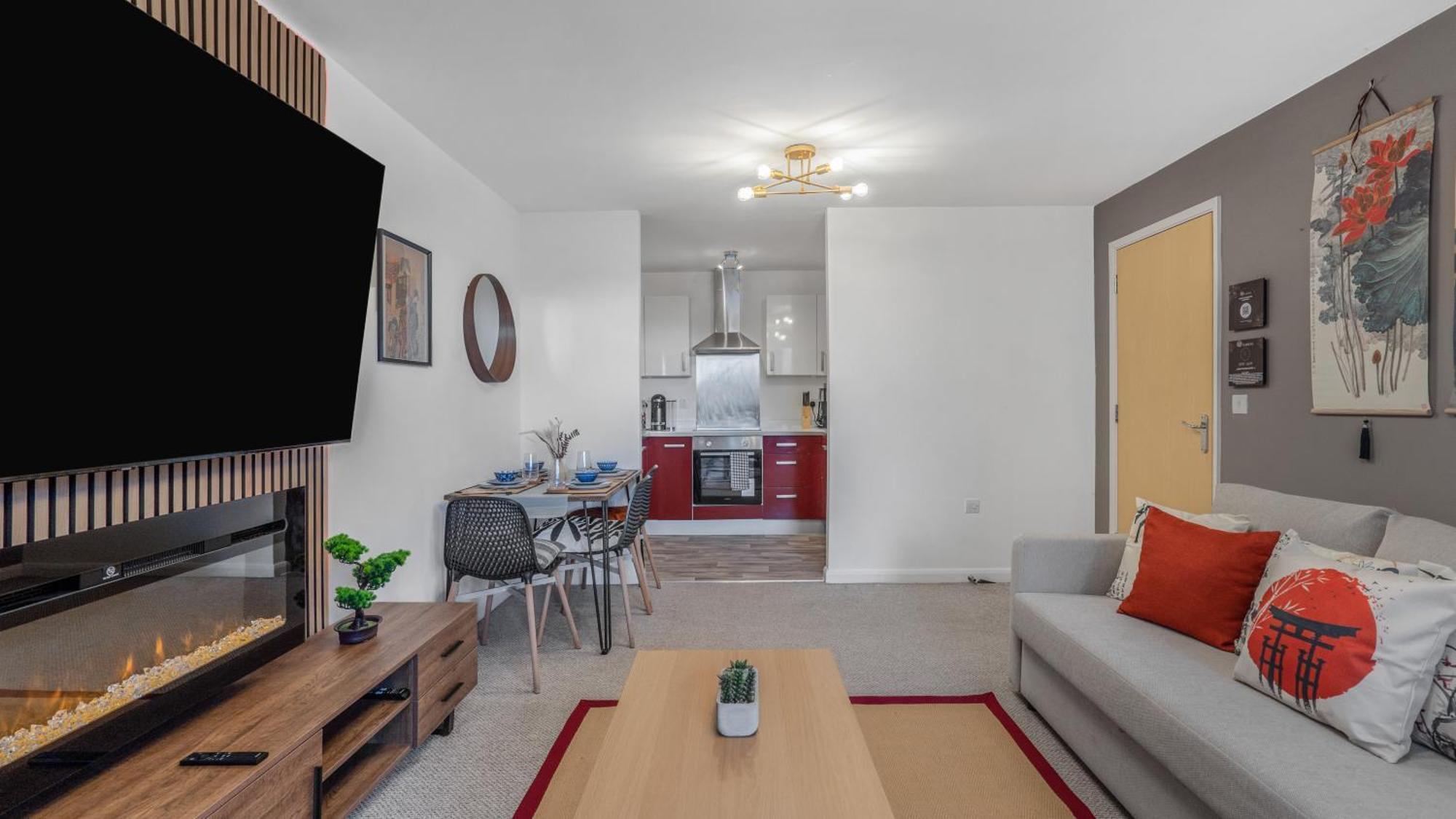 Апартаменты Japanese 2bed 2bath, Free Park, Netfix, 75 Inch Tv, Games - Centre- Maihom