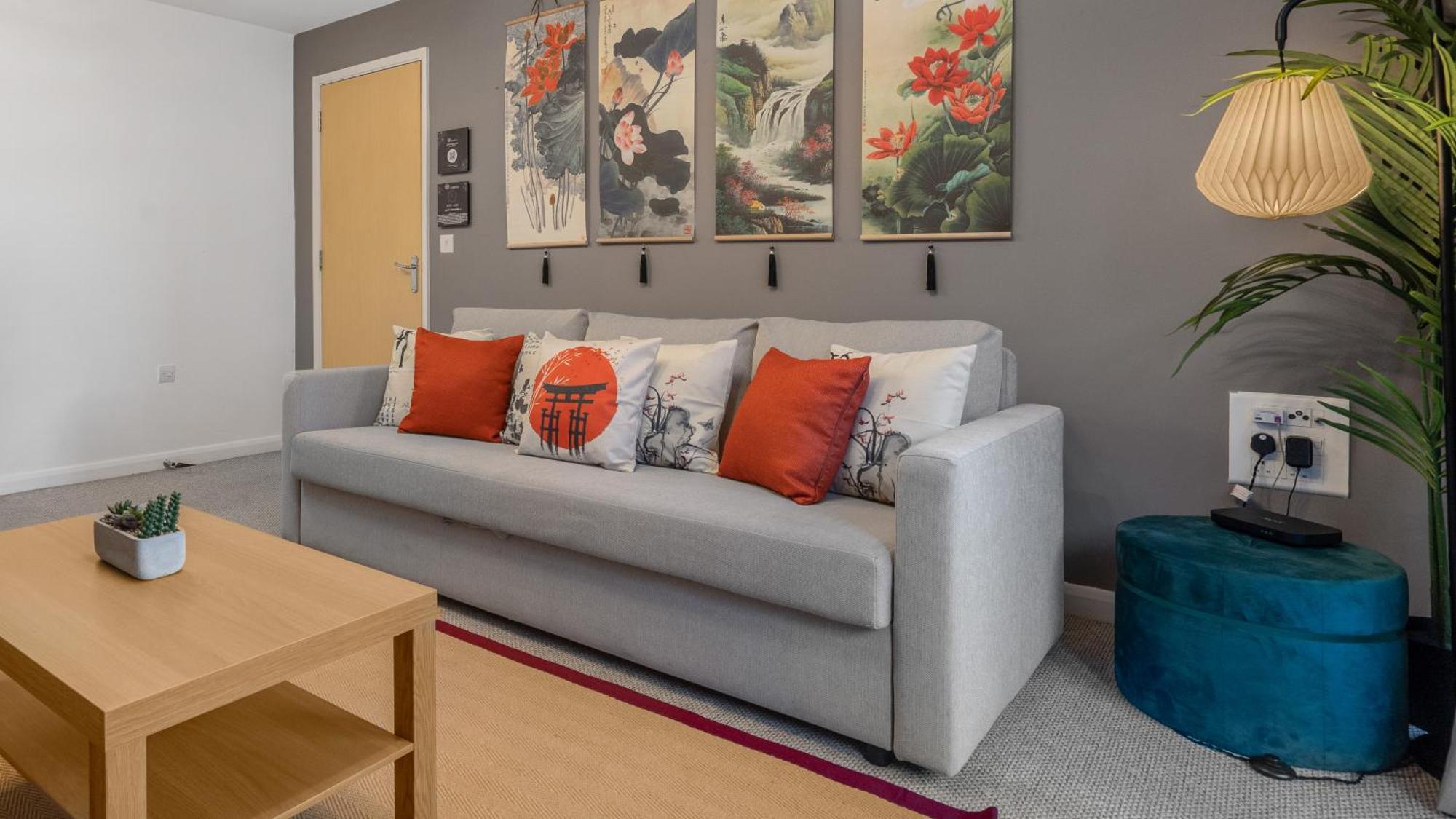 Appartement Japanese Lantern With Free Park, Netfix, 75 Inch Tv, Games - Centre